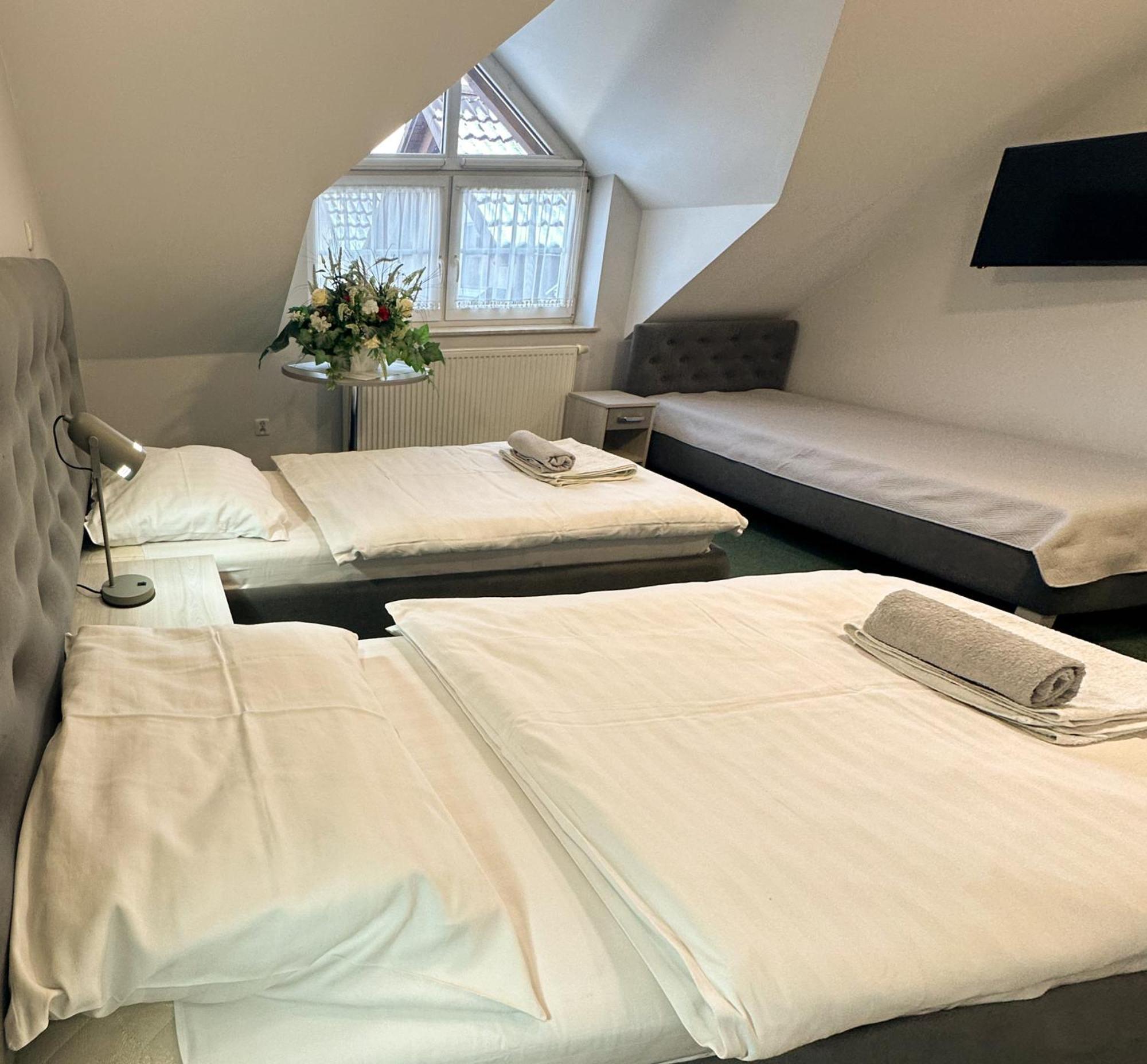 Hotel Arkadia Klecza Gorna Экстерьер фото